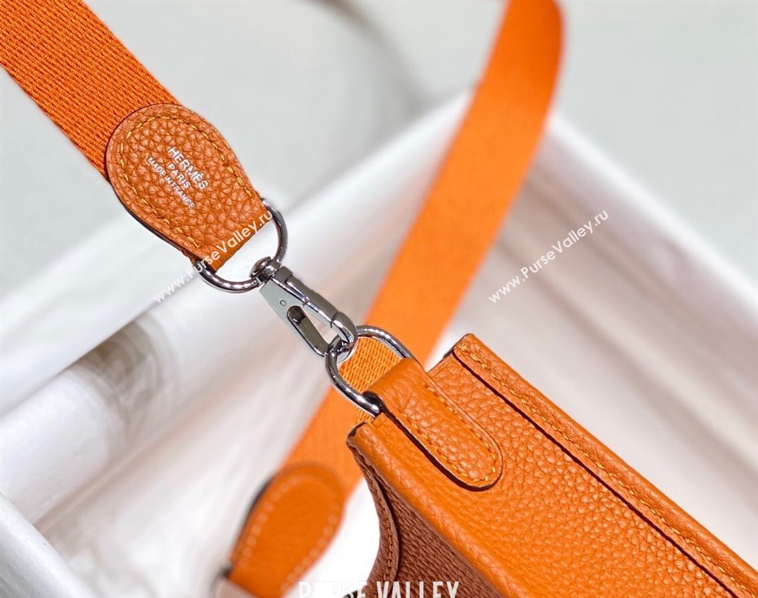 Hermes Evelyne Mini Bag 18cm in Togo Calfskin Fire Orange 2025 0118 (FL-250118023)