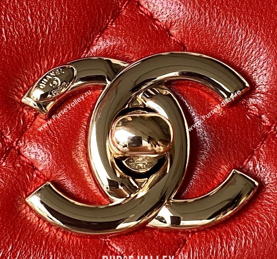 Chanel Trendy CC Quilted Lambskin Mini Flap Bag with Top handle and Metal-Tone Band AS4654 Bright Red 2023 (yezi-231226088)