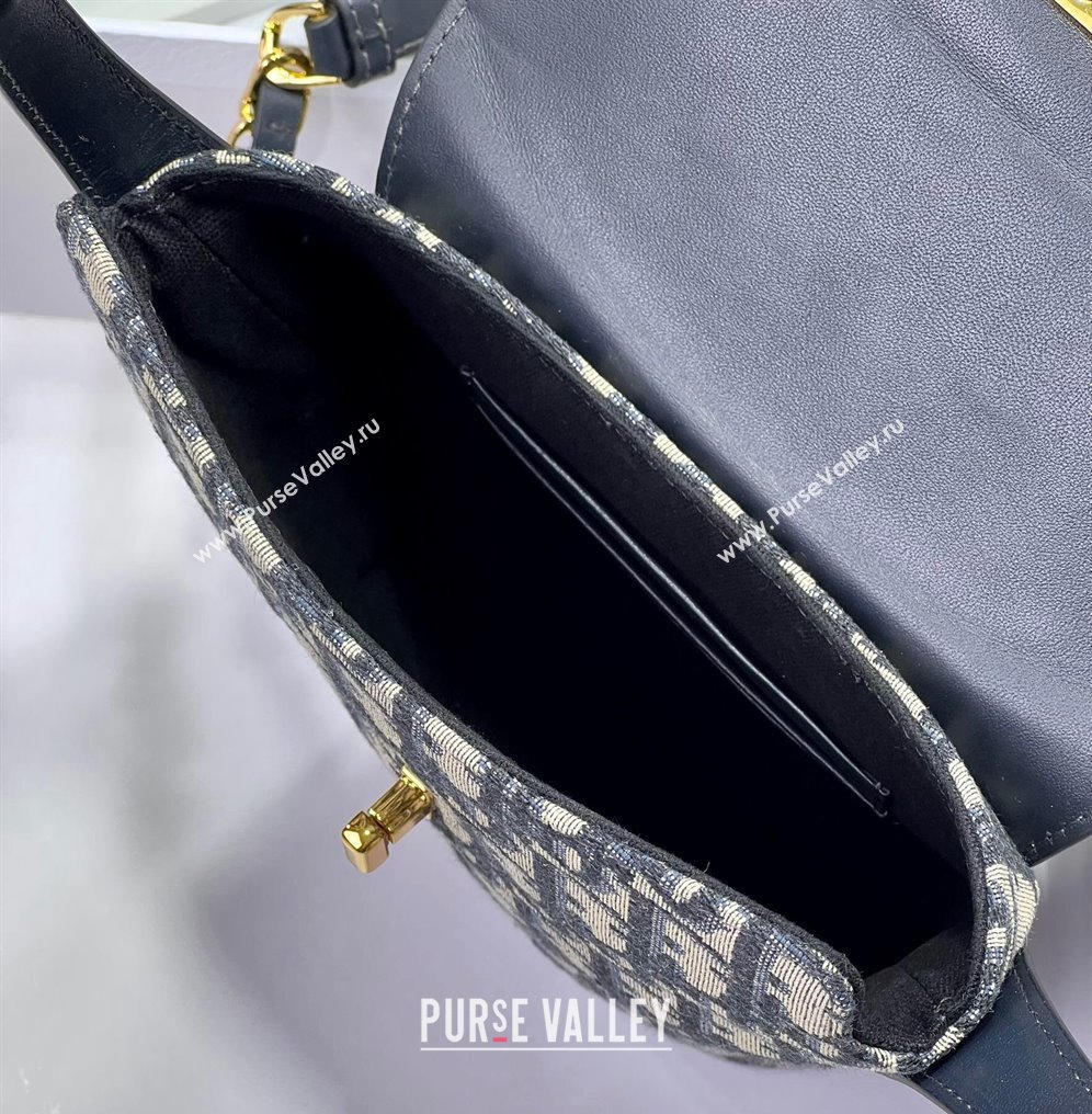 Dior 30 Montaigne Dior Amber Mini Bucket Bag in Blue Dior Oblique Jacquard and Calfskin 2023 8833 (XXG-231228096)