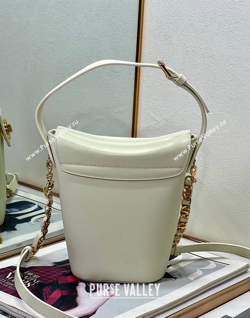 Dior 30 Montaigne Dior Amber Mini Bucket Bag in Calfskin White 2023 8833 (XXG-231228097)