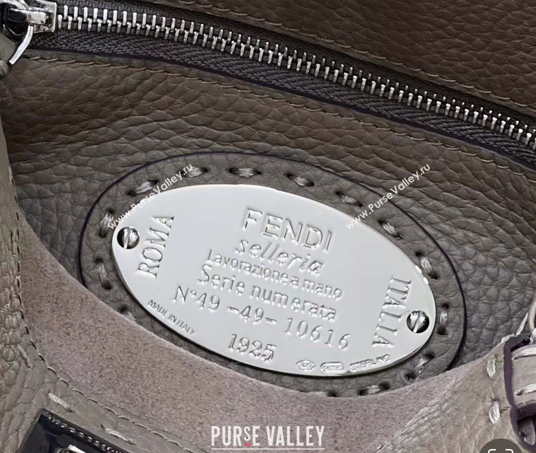 Fendi Peekaboo Mini Bag in Grained Leather and Snakeskin with Oversized topstitching Dove Grey 2023 8551 top (CL-231228123)