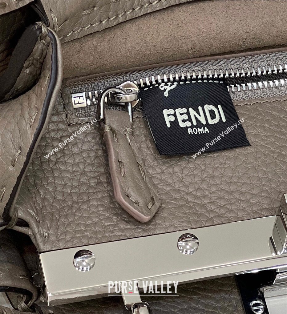 Fendi Peekaboo Mini Bag in Grained Leather and Snakeskin with Oversized topstitching Dove Grey 2023 8551 top (CL-231228123)