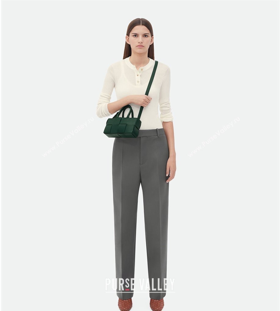 Bottega Veneta Mini East-West Arco Tote Bag in Intrecciato Leather Traveline Green 2023 776778 (WT-231226006)