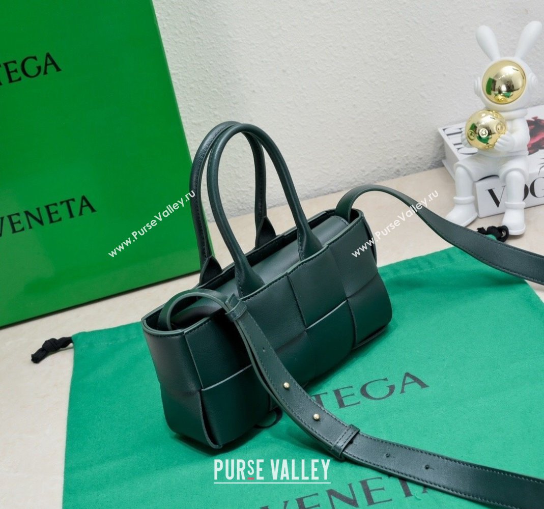 Bottega Veneta Mini East-West Arco Tote Bag in Intrecciato Leather Emerald Green 2023 776778 (WT-231226007)