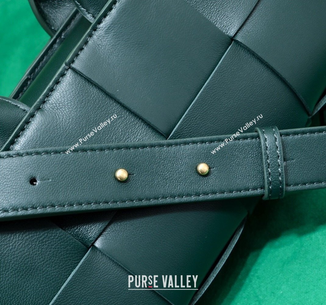 Bottega Veneta Mini East-West Arco Tote Bag in Intrecciato Leather Emerald Green 2023 776778 (WT-231226007)