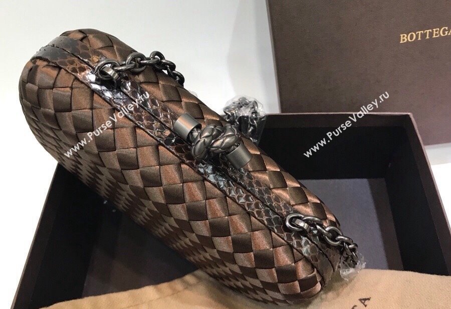 Bottega Veneta Small Silk Woven Knot Clutch with Snakeskin Trim Brown 2023 BV8651 (WT-231226049)