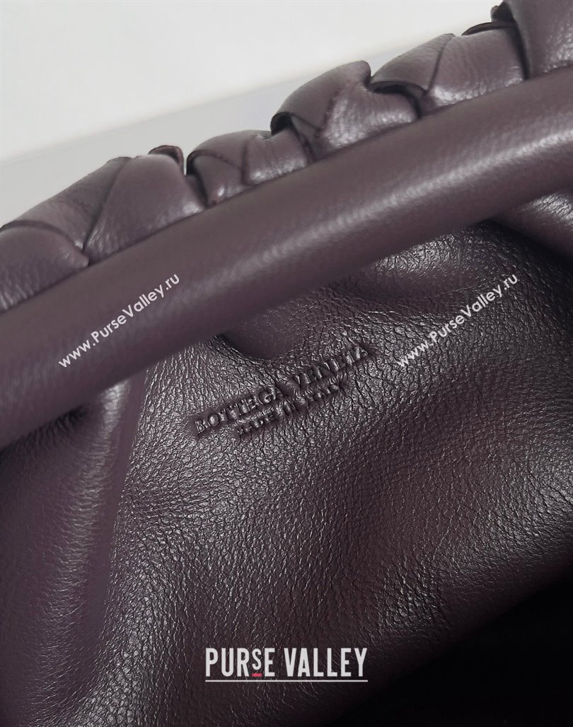 Bottega Veneta Mini Pouch Bag in Wide Intrecciato Leather Fondant Brown 2023 585852 (YX-231226018)