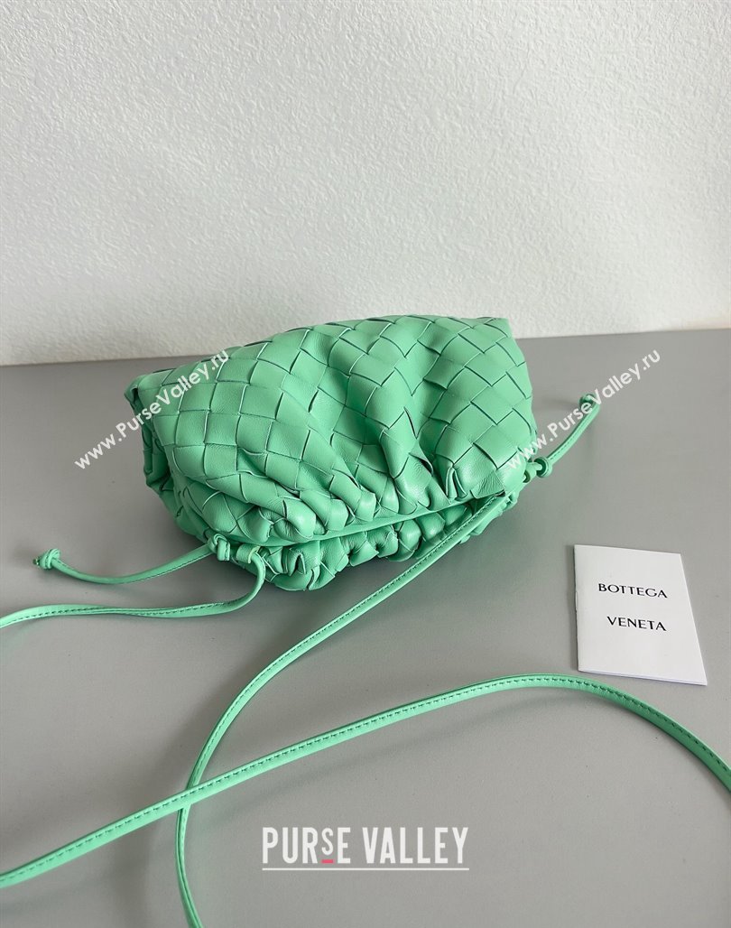 Bottega Veneta Mini Pouch Bag in Wide Intrecciato Leather Light Green 2023 585852 (YX-231226019)