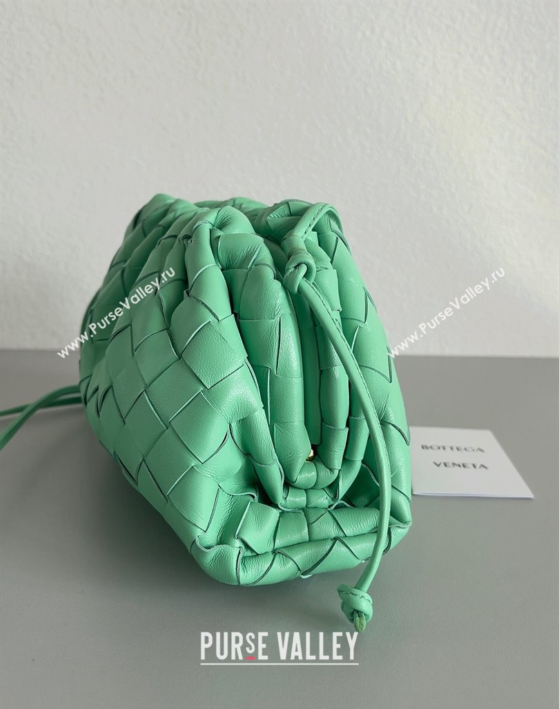 Bottega Veneta Mini Pouch Bag in Wide Intrecciato Leather Light Green 2023 585852 (YX-231226019)