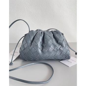 Bottega Veneta Mini Pouch Bag in Wide Intrecciato Leather Grey 2 2023 585852 (YX-231226020)