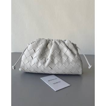 Bottega Veneta Mini Pouch Bag in Wide Intrecciato Leather White 2023 585852 (YX-231226022)