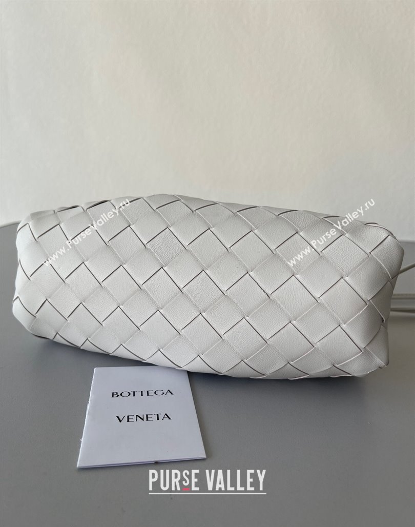 Bottega Veneta Mini Pouch Bag in Wide Intrecciato Leather White 2023 585852 (YX-231226022)