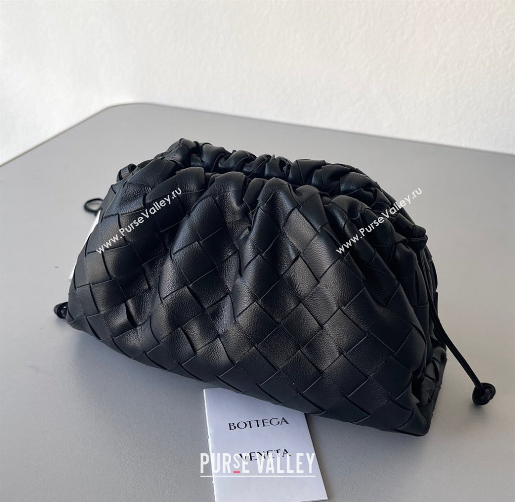 Bottega Veneta Mini Pouch Bag in Wide Intrecciato Leather Black 2023 585852 (YX-231226023)