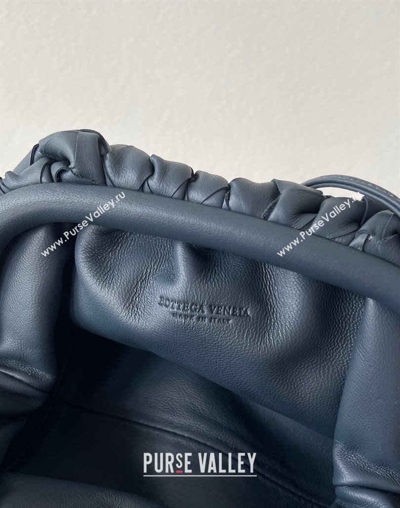 Bottega Veneta Mini Pouch Bag in Wide Intrecciato Leather Thunder Grey 2023 585852 (YX-231226026)