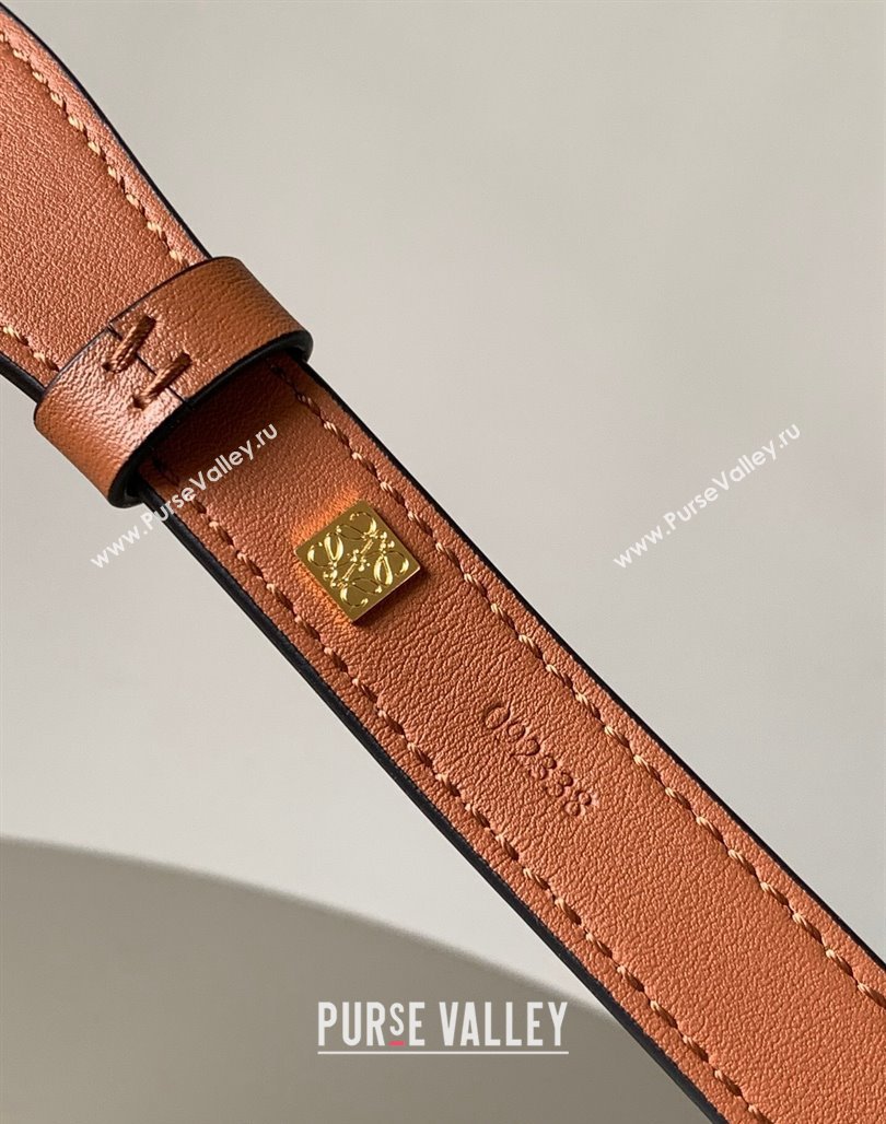 Loewe Branded short strap in classic calfskin 2x55.5cm 2023 (Ys-231229124)