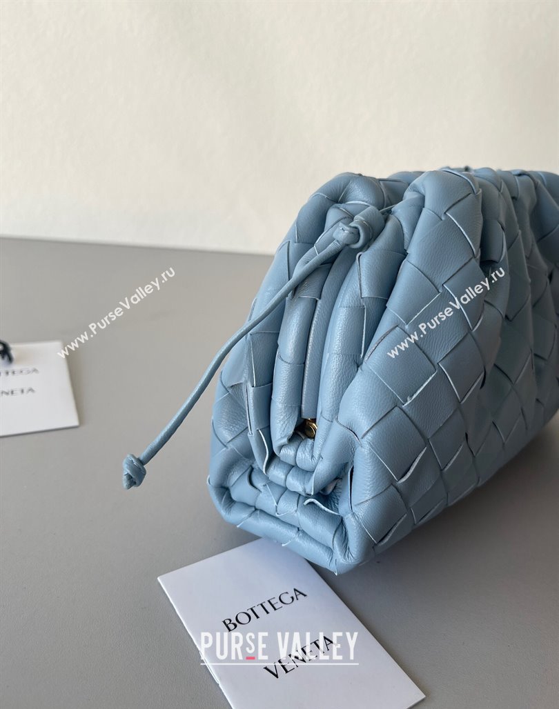 Bottega Veneta Mini Pouch Bag in Wide Intrecciato Leather Light Blue 2023 585852 (YX-231226029)