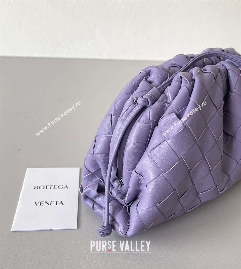 Bottega Veneta Mini Pouch Bag in Wide Intrecciato Leather Purple 2 2023 585852 (YX-231226031)