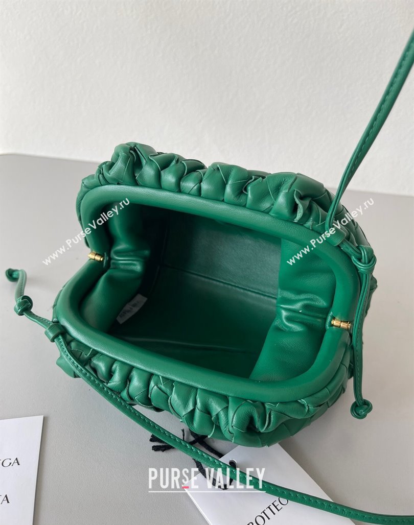 Bottega Veneta Mini Pouch Bag in Wide Intrecciato Leather Dark Green 2023 585852 (YX-231226034)