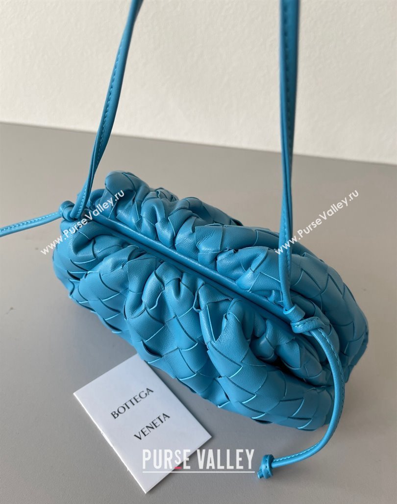 Bottega Veneta Mini Pouch Bag in Wide Intrecciato Leather Sky Blue 2023 585852 (YX-231226038)