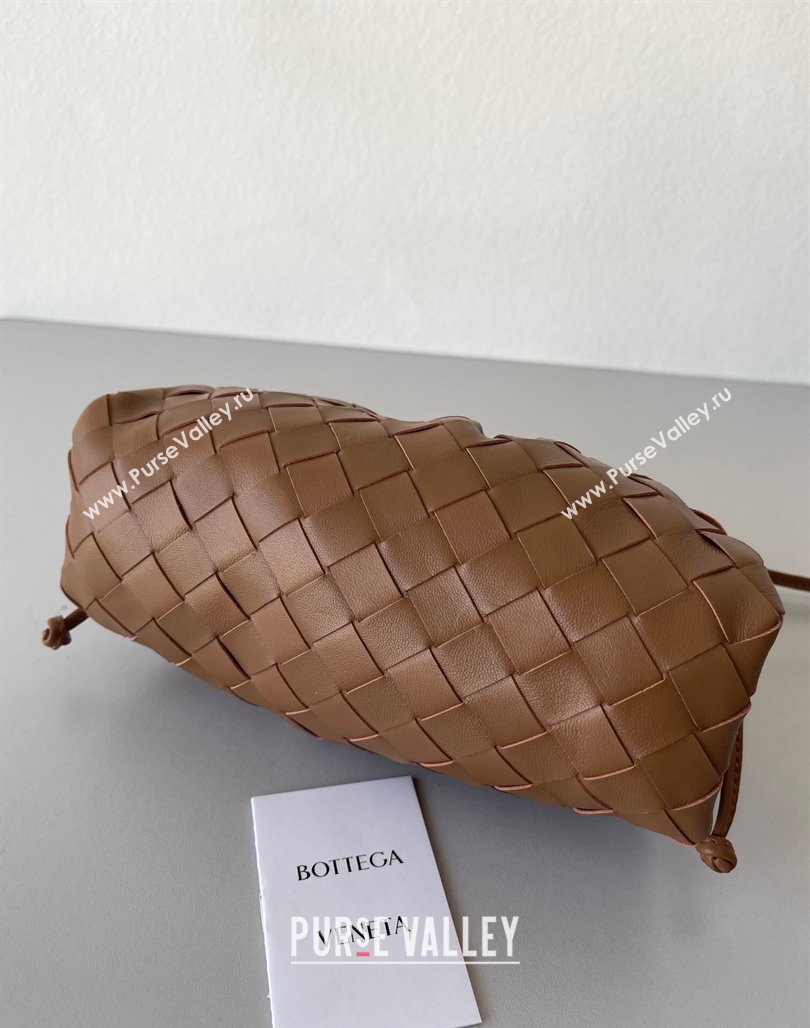 Bottega Veneta Mini Pouch Bag in Wide Intrecciato Leather Taupe Brown 2023 585852 (YX-231226039)