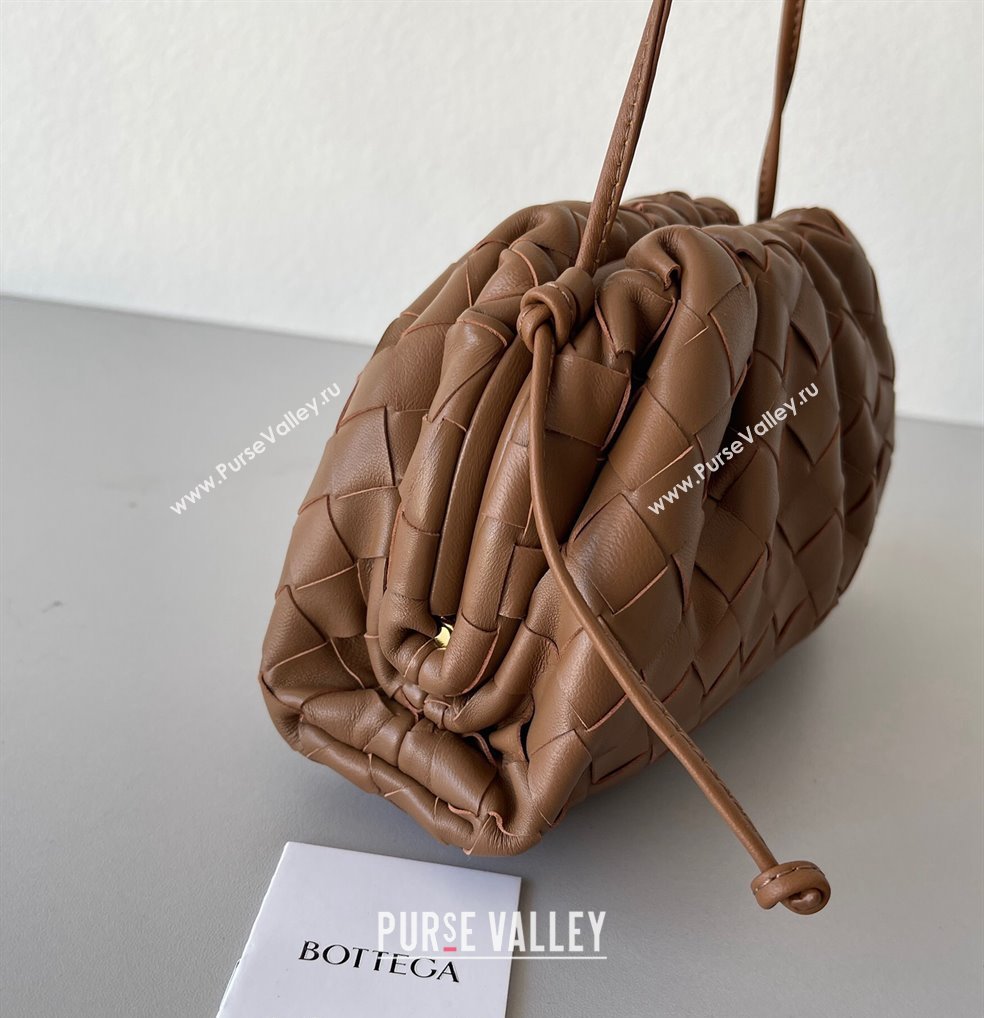 Bottega Veneta Mini Pouch Bag in Wide Intrecciato Leather Taupe Brown 2023 585852 (YX-231226039)