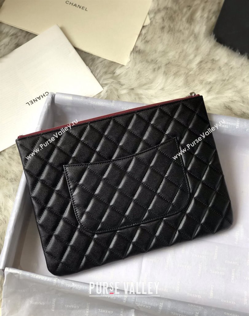 Chanel Quilted Grained Calfskin Pouch Black 2023 1226 (SSZ-231226068)