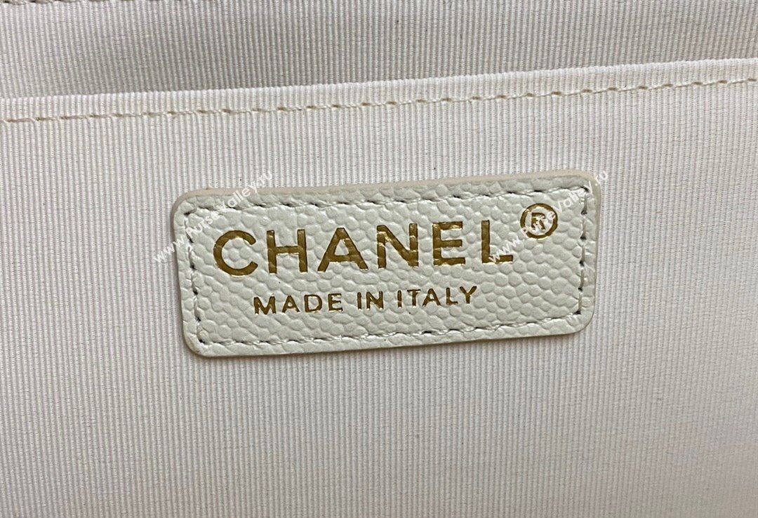 Chanel XL Airline Travel Flap Bag in Grained Leather White/Gold 2023 1226 (yezi-2312260111)