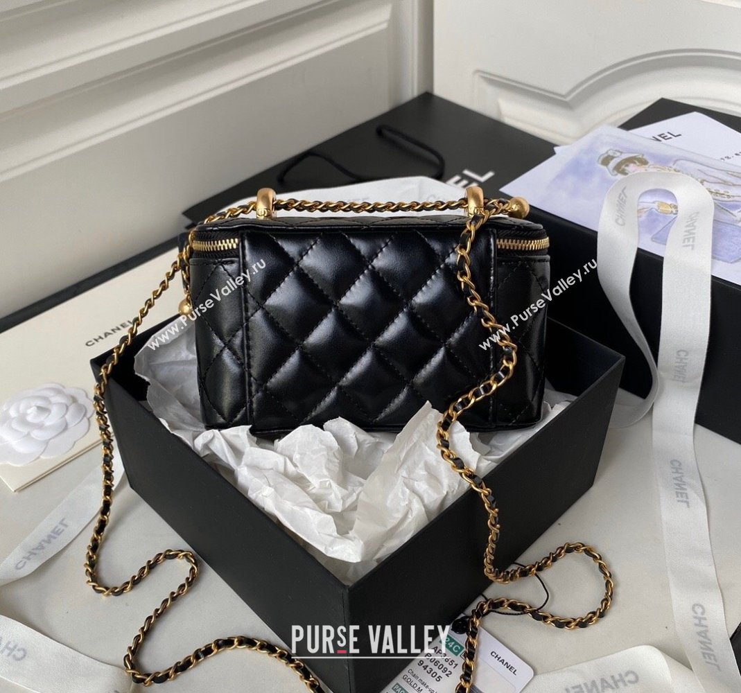 Chanel Quilted Lambskin Clutch with Chain and Metal-Tone Ball AP3651 Black 2023 (yezi-231226069)