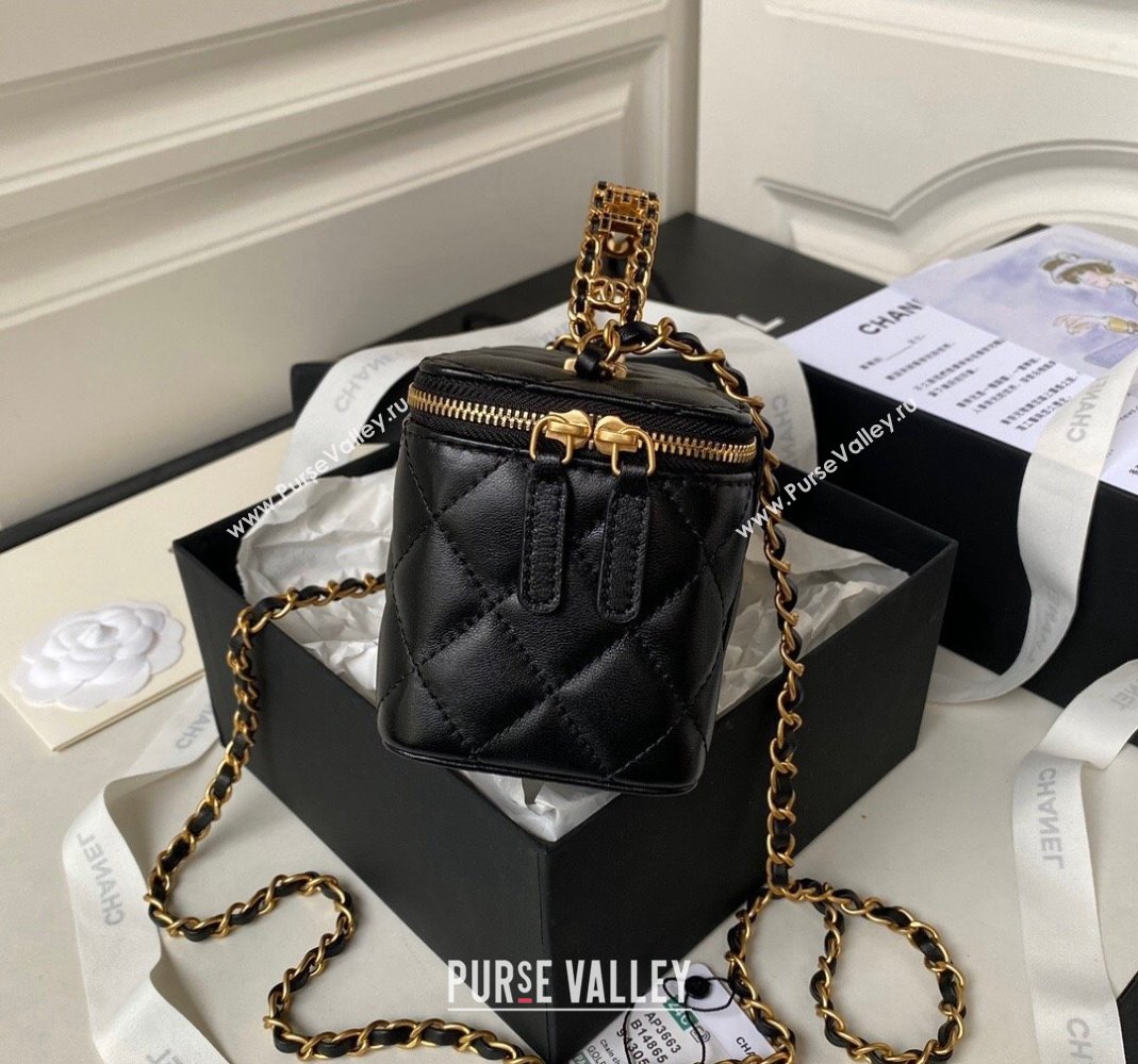 Chanel Quilted Lambskin Clutch with Chain Top Handle and Crystals AP3663 Black 2023 (yezi-231226071)