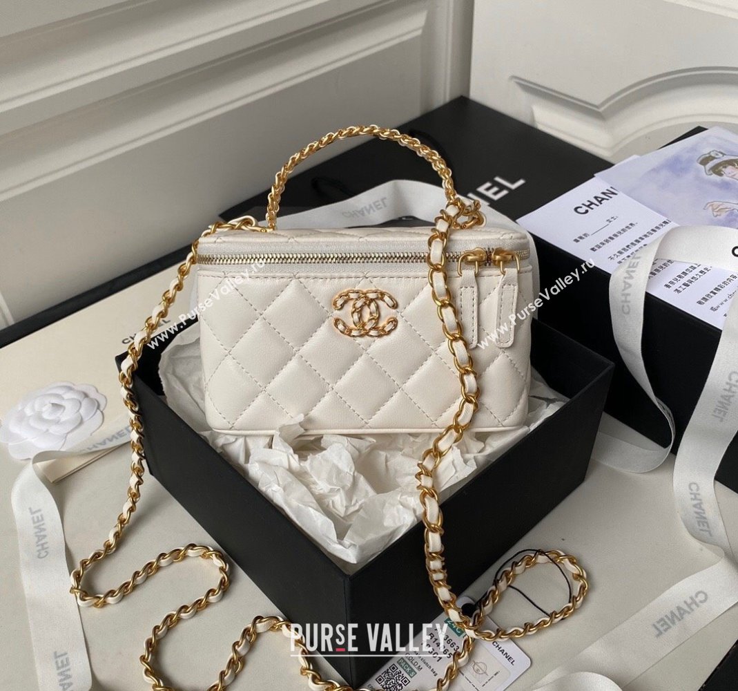 Chanel Quilted Lambskin Clutch with Chain Top Handle and Crystals AP3663 White 2023 (yezi-231226072)