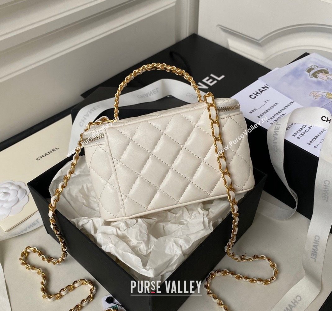 Chanel Quilted Lambskin Clutch with Chain Top Handle and Crystals AP3663 White 2023 (yezi-231226072)