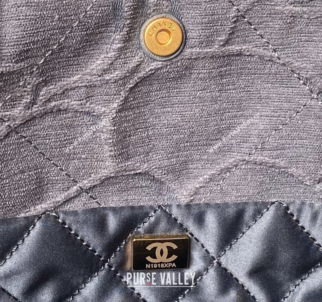 Chanel 22 Small Shopping Bag AS3260 in Camellia Velvet Grey 2023 (yezi-240116038)