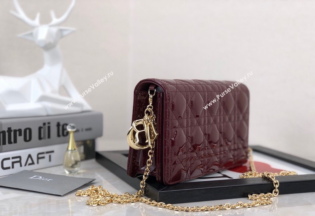 Dior Lady Dior Pouch in Patent Cannage Calfskin Burgundy 2024 (XXG-240118067)