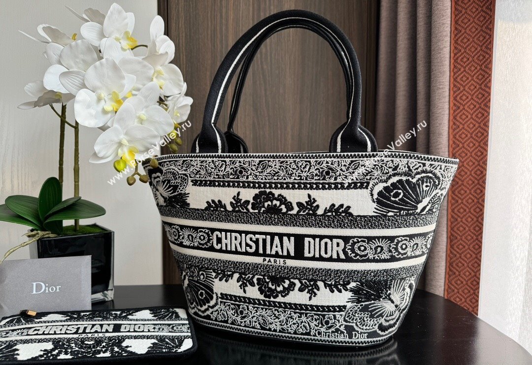 Dior Hat Basket Bag in White and Black Butterfly Bandana Embroidery 2024 (BF-240118053)