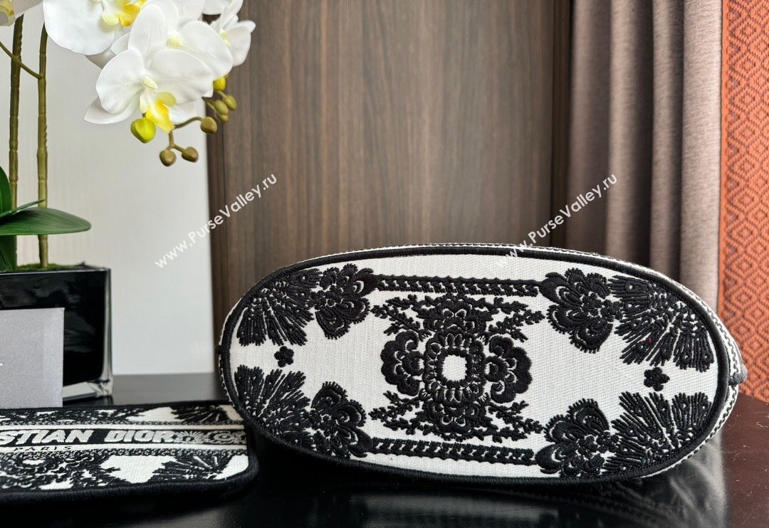 Dior Hat Basket Bag in White and Black Butterfly Bandana Embroidery 2024 (BF-240118053)