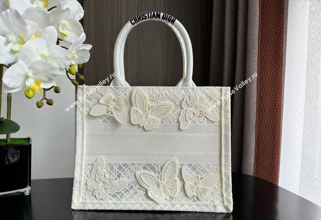 Dior Small Book Tote Bag in Transparent Mesh Embroidered with White 3D Macrame-Effect D-Lace Motif 2024 (BF-240118054)