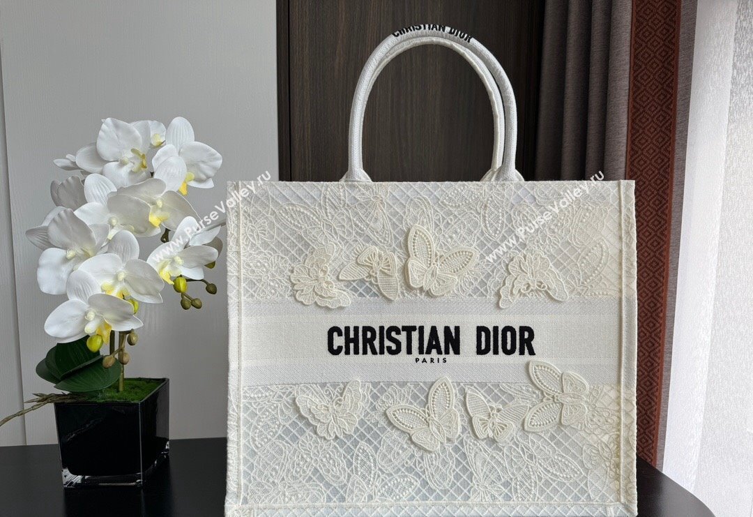 Dior Large Book Tote Bag in Transparent Mesh Embroidered with White 3D Macrame-Effect D-Lace Motif 2024 (XXG-240118056)