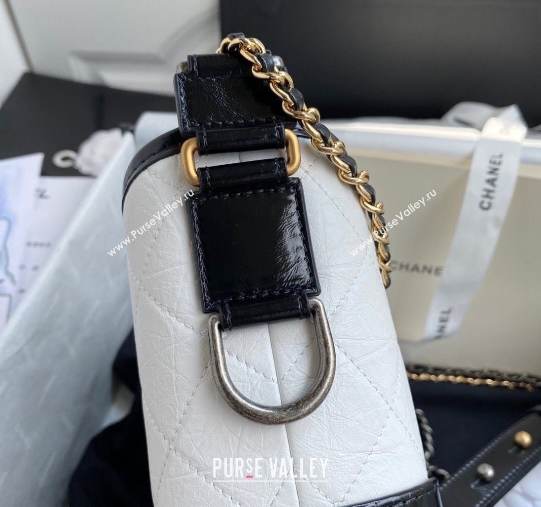 Chanel GABRIELLE Aged Calfskin Hobo Bag White 2024 A91810 (yezi-240116049)