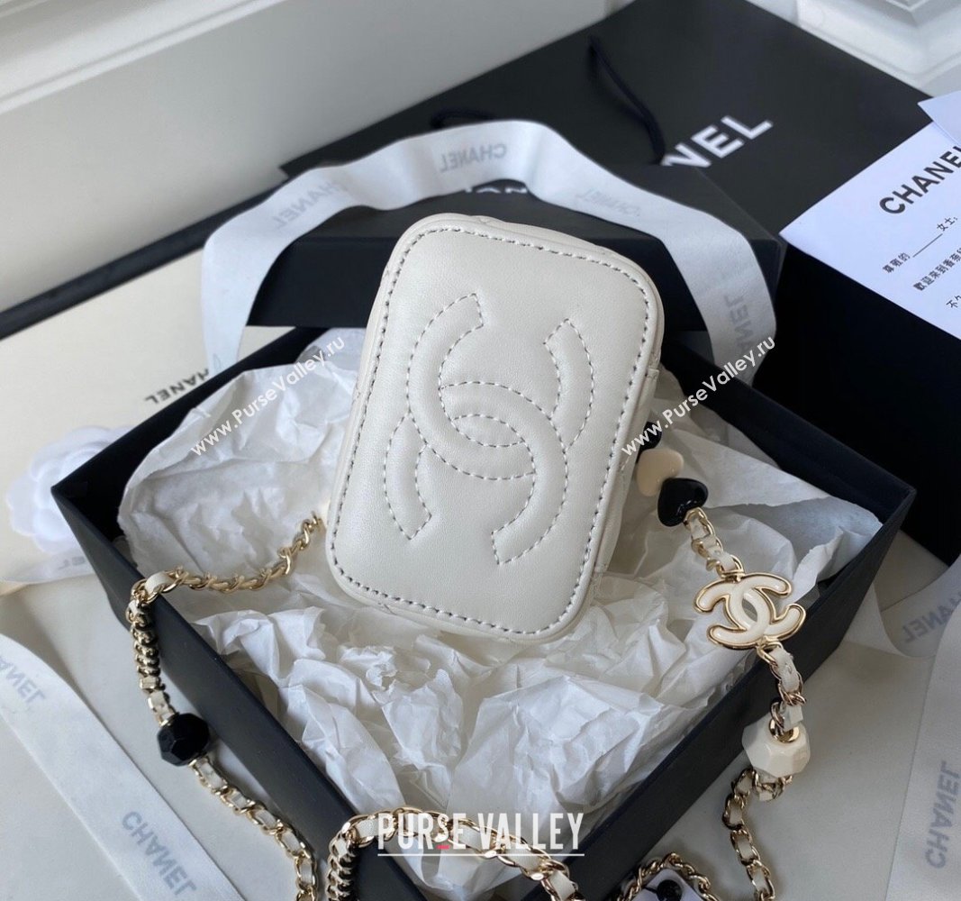 Chanel Lambskin Clutch with Chain and Hearts Charm AP3230 White 2024 (yezi-240116053)