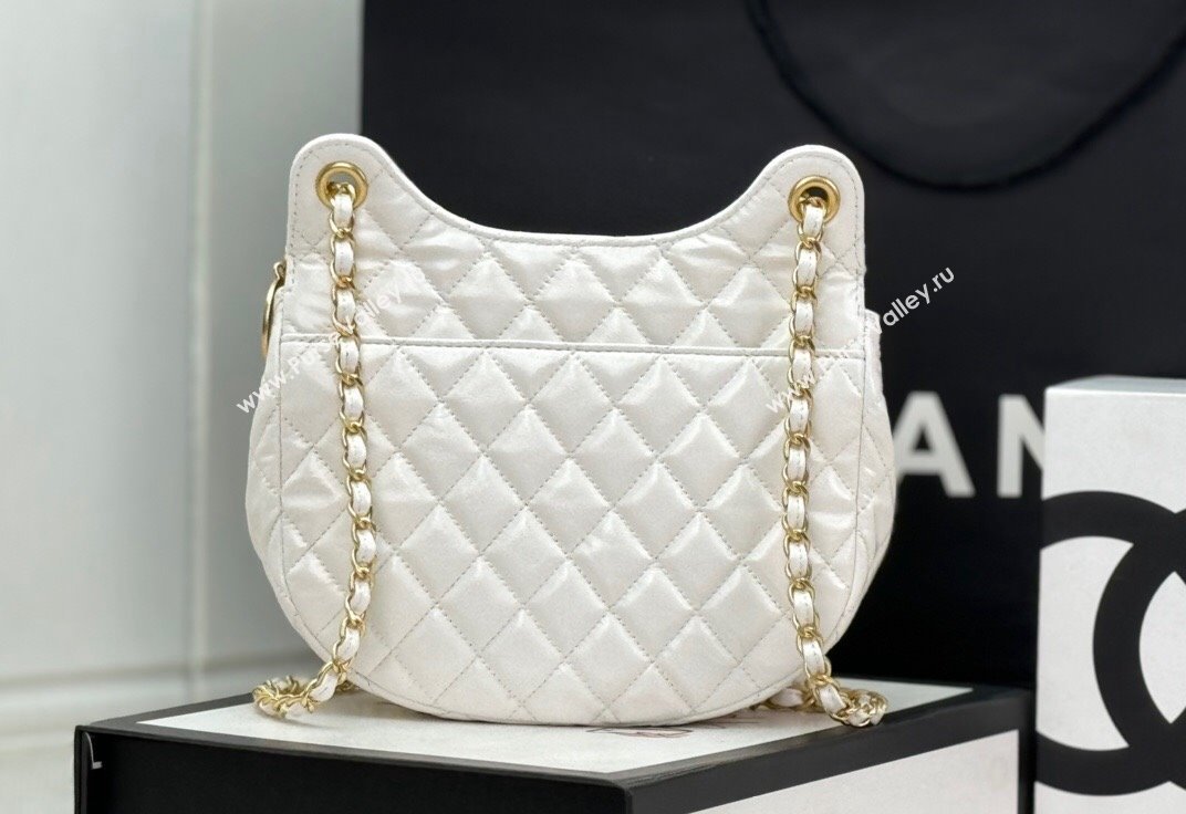 Chanel Shiny Calfskin Small Hobo Bag AS4572 White 2024 (yezi-240116005)