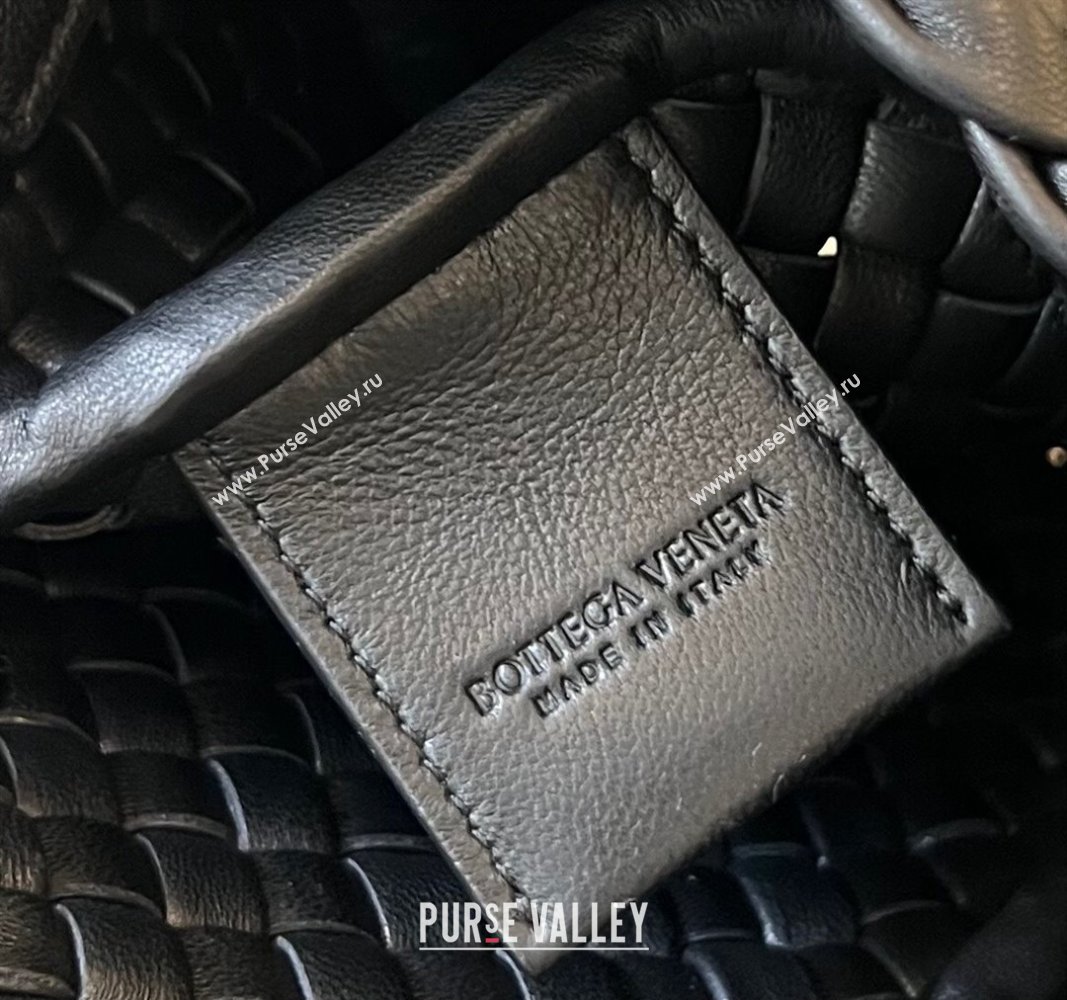 Bottega Veneta Mini Cobble Shoulder Bag in Padded Intrecciato Leather Black 2024 762711 (WT-240119103)