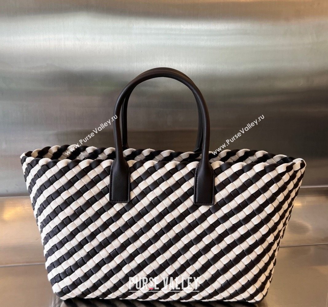 Bottega Veneta Medium Cabat Tote Bag in Intrecciato Canvas and Leather Black/White 2023 730315 (WT-240119117)