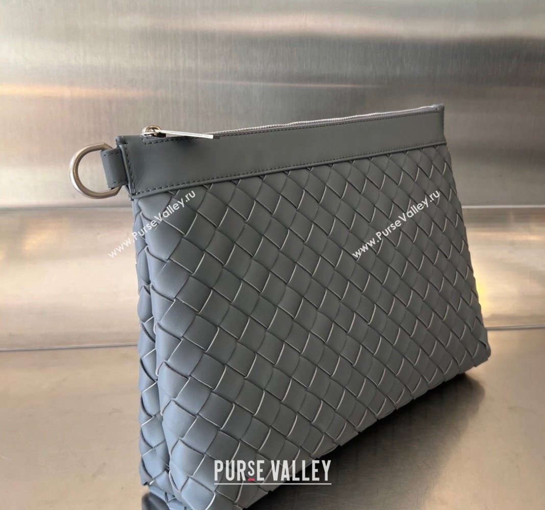 Bottega Veneta Medium Intrecciato Zipped Pouch in Intrecciato Leather 651852 Thunder Grey 2024 (WT-240119120)