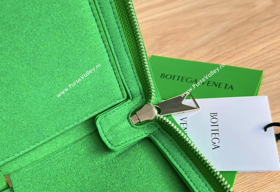 Bottega Veneta Arco Document Case Pouch in Intrecciato Leather 680169 Green 2024 (WT-240119124)