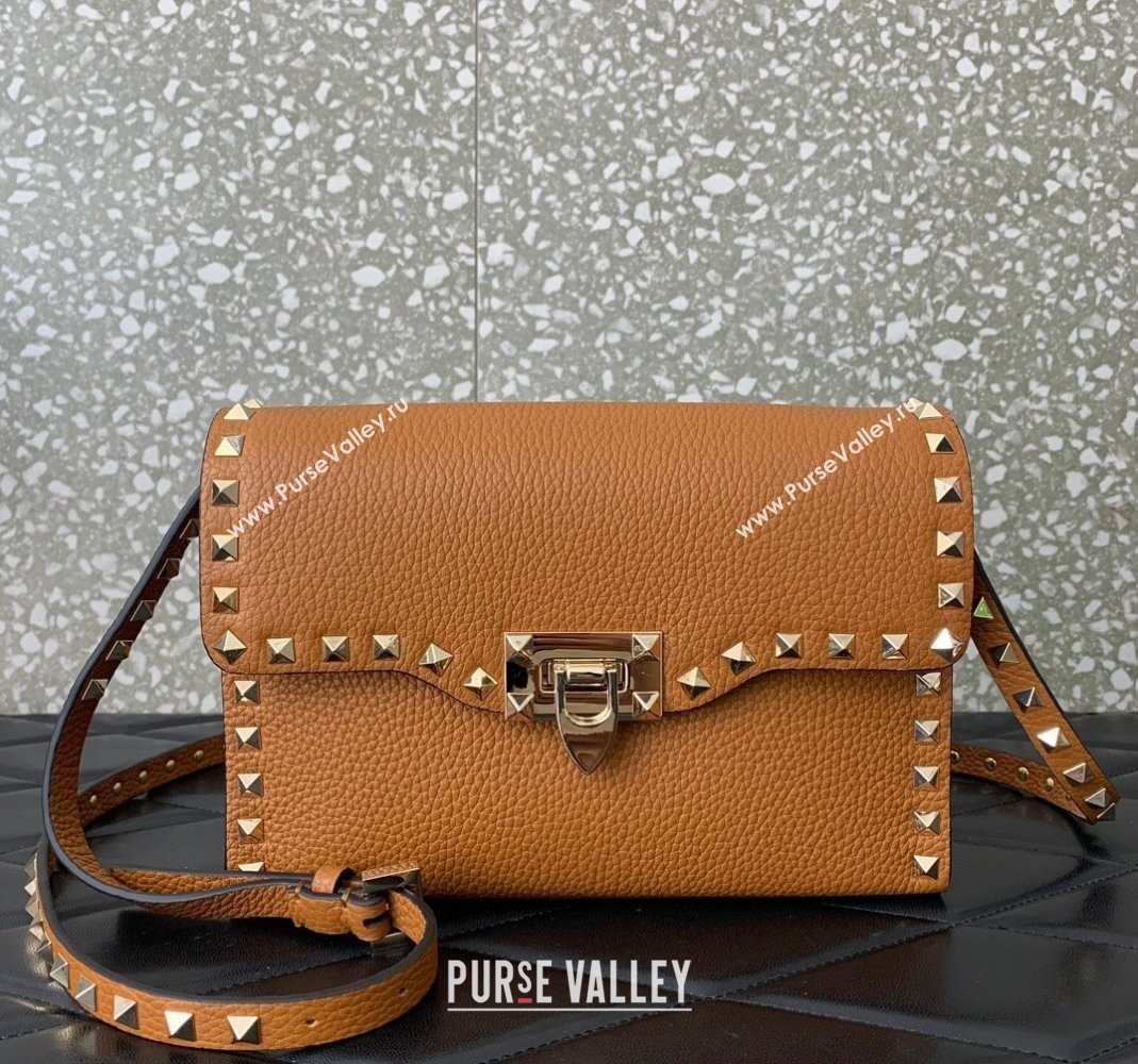 Valentino Small Rockstud Grainy Calfskin Crossbody bag Golden Brown 2024 VLTN0322 (LN-240119058)