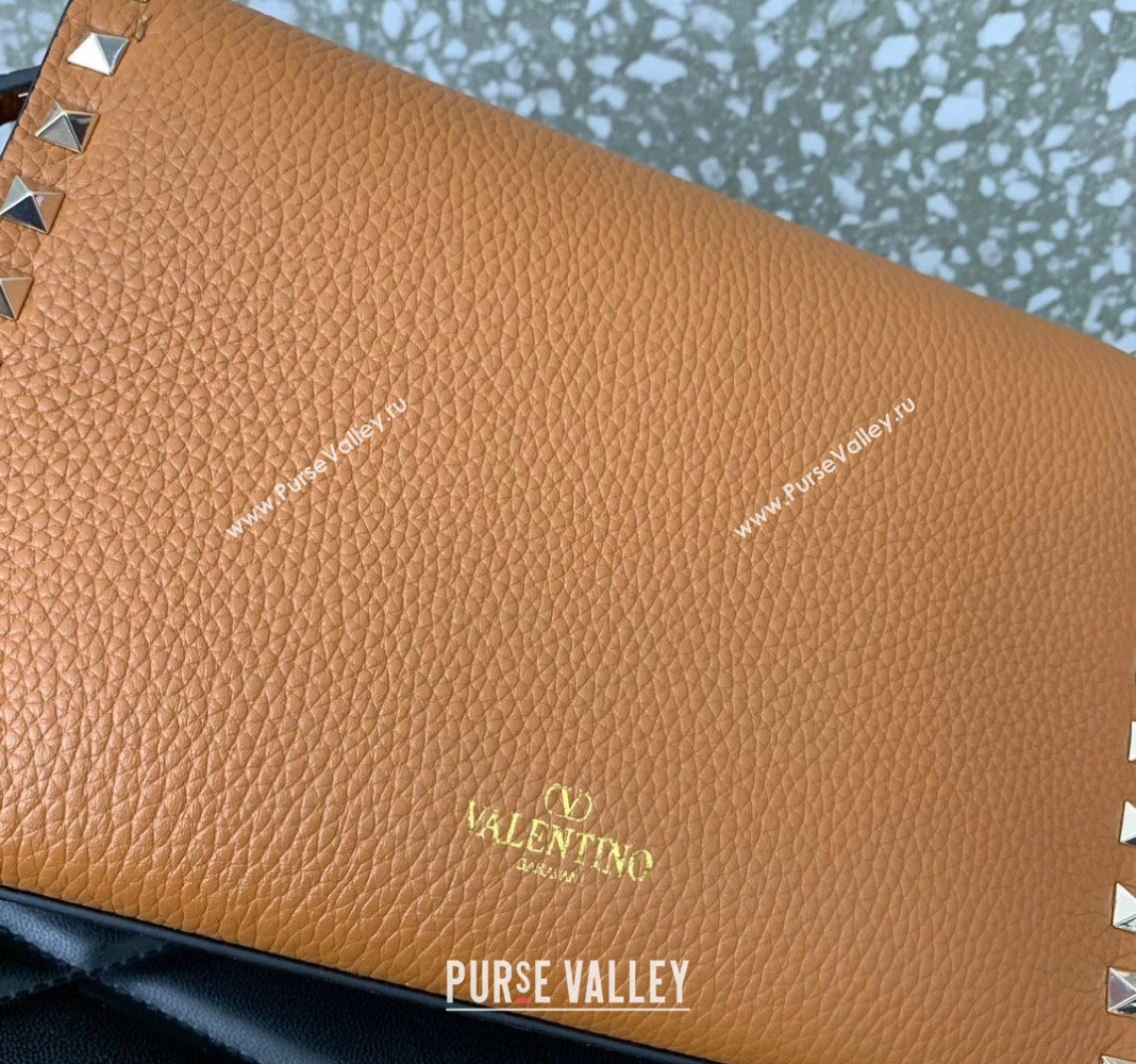 Valentino Small Rockstud Grainy Calfskin Crossbody bag Golden Brown 2024 VLTN0322 (LN-240119058)