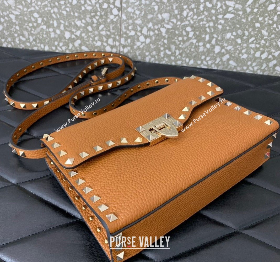 Valentino Small Rockstud Grainy Calfskin Crossbody bag Golden Brown 2024 VLTN0322 (LN-240119058)