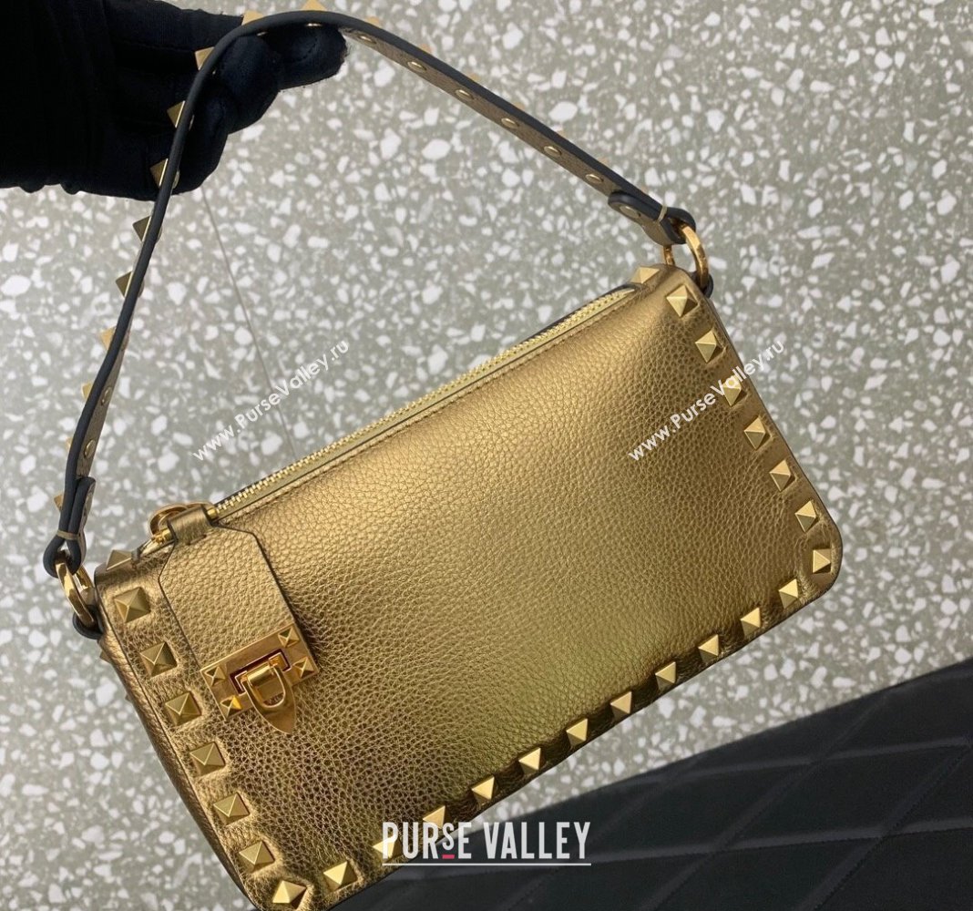 Valentino Small Rockstud Crossbody Bag in Metallic Grainy Calfskin Gold 2024 VLTN0311 (LN-240119070)