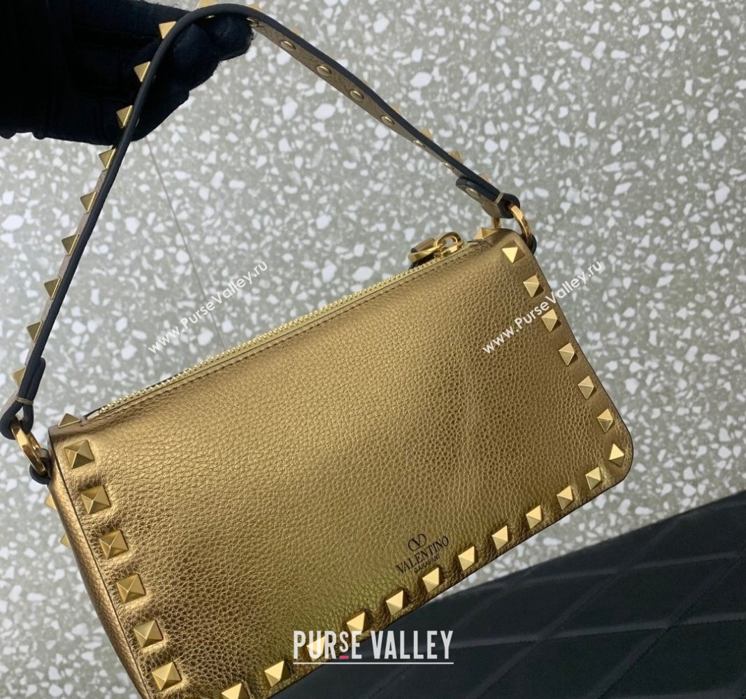 Valentino Small Rockstud Crossbody Bag in Metallic Grainy Calfskin Gold 2024 VLTN0311 (LN-240119070)