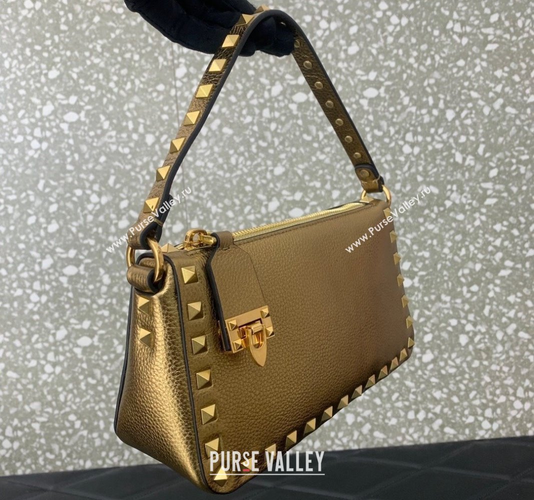 Valentino Small Rockstud Crossbody Bag in Metallic Grainy Calfskin Gold 2024 VLTN0311 (LN-240119070)